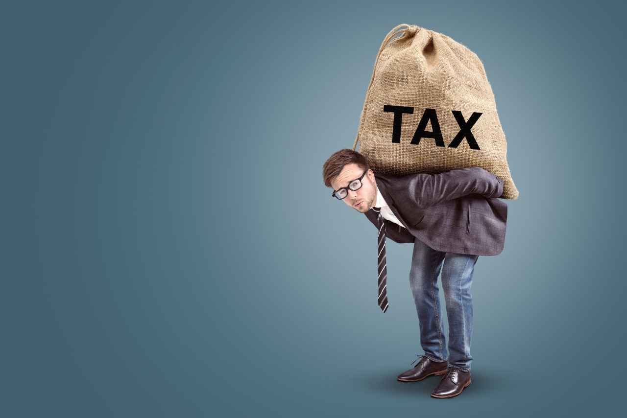 Azur Patrimoine Conseil à Antibes vous aide à réduire vos impôts